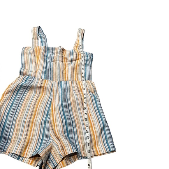 Reformation Island 100 Linen Romper In Marbella Striped Smocked Pockets Size 6 - Picture 6 of 7